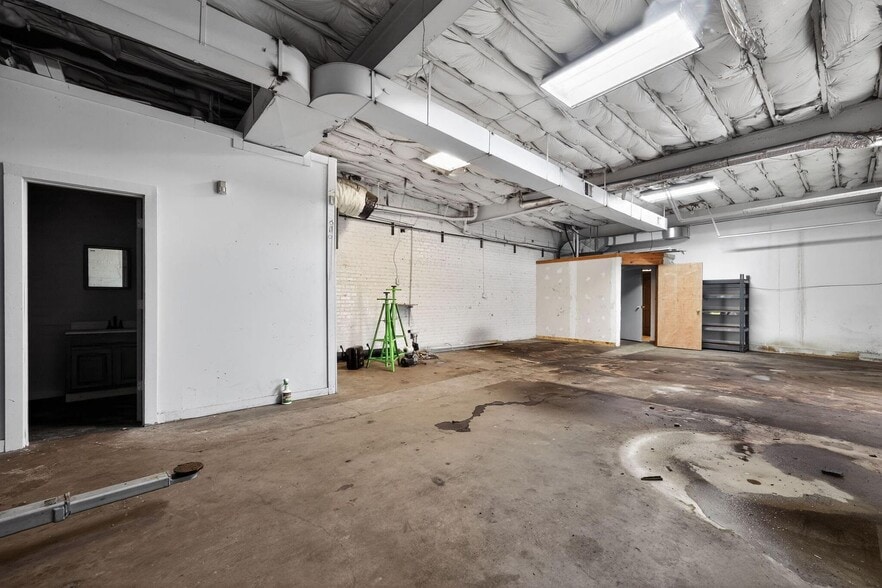 More Photos Of 7235-7241 Calumet Ave, Hammond Freestanding For Sale