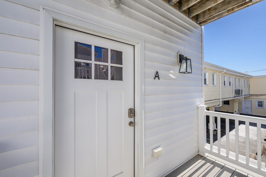 More Photos Of 24 S Washington Ave, Margate City Medical For Sale