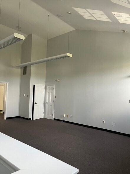 More Photos Of 11-22 Regency Plz, Glen Mills Office For Lease