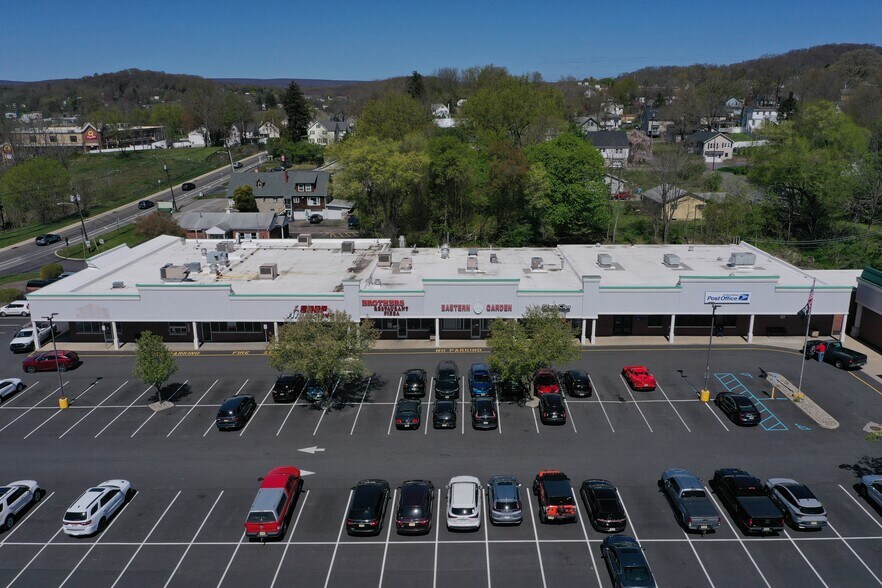 More Photos Of 445 Route 23, Sussex Unknown For Lease