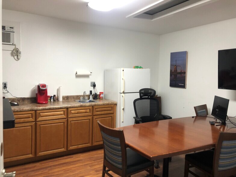 More Photos Of 1133 Cainhoy Rd, Charleston Warehouse For Lease