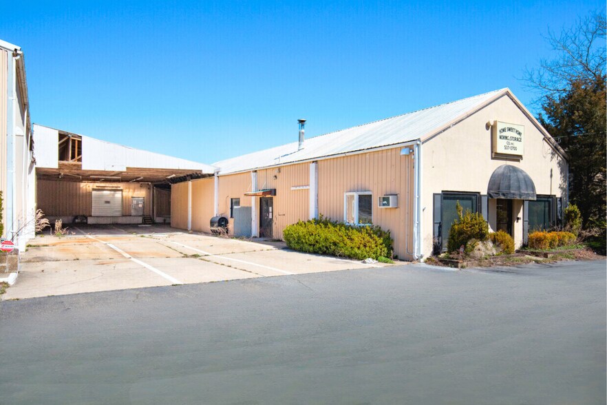 More Photos Of 342 Montauk Hwy, Wainscott Warehouse For Sale