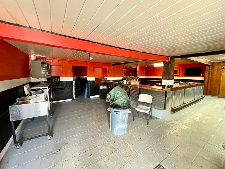 More Photos Of 1799 E 21st St, Merced Flex For Sale