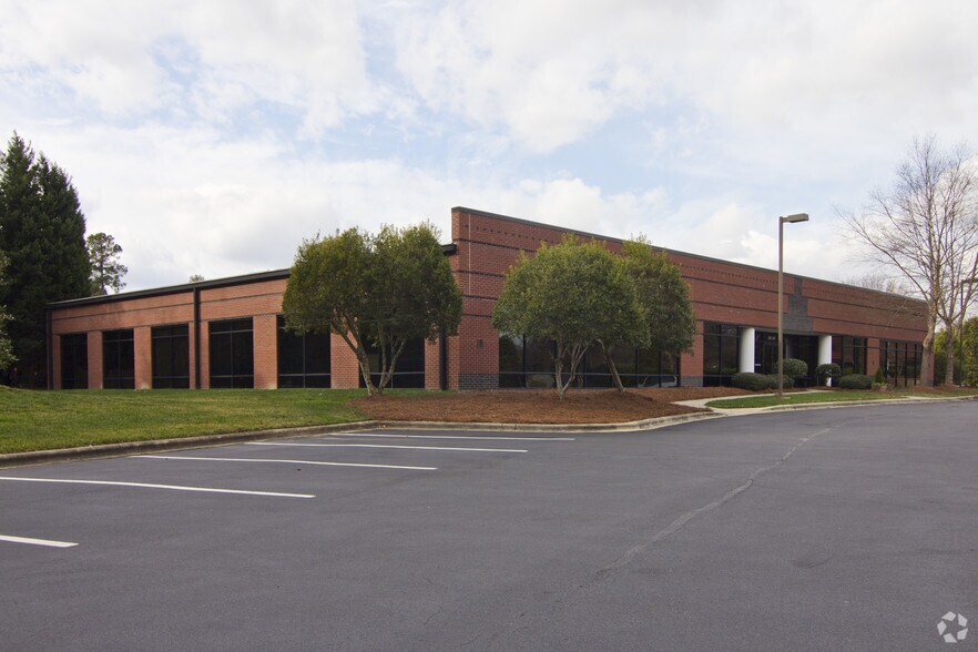 More Photos Of 9001 Aerial Center Pky, Morrisville Office For Lease