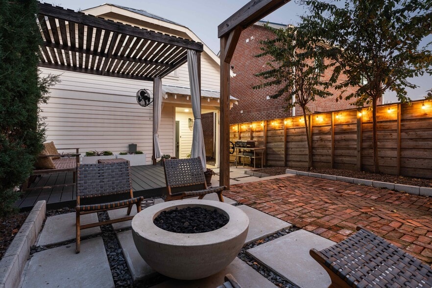 More Photos Of 1231 6th Ave N, Nashville Loft Creative Space For Lease