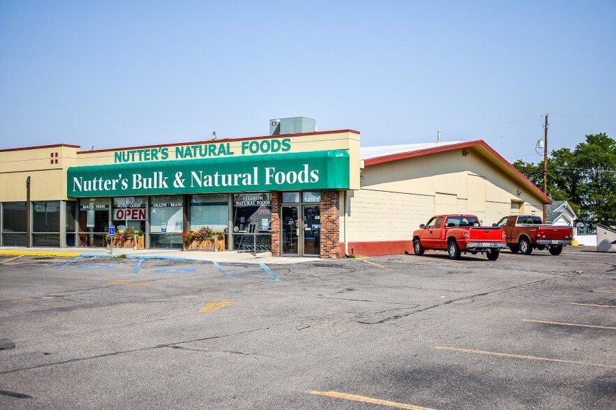 More Photos Of 2621 5th Ave, Scottsbluff Storefront Retail Office For Sale