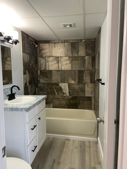 More Photos Of 801-803 East Dr, Oklahoma City Apartments For Sale