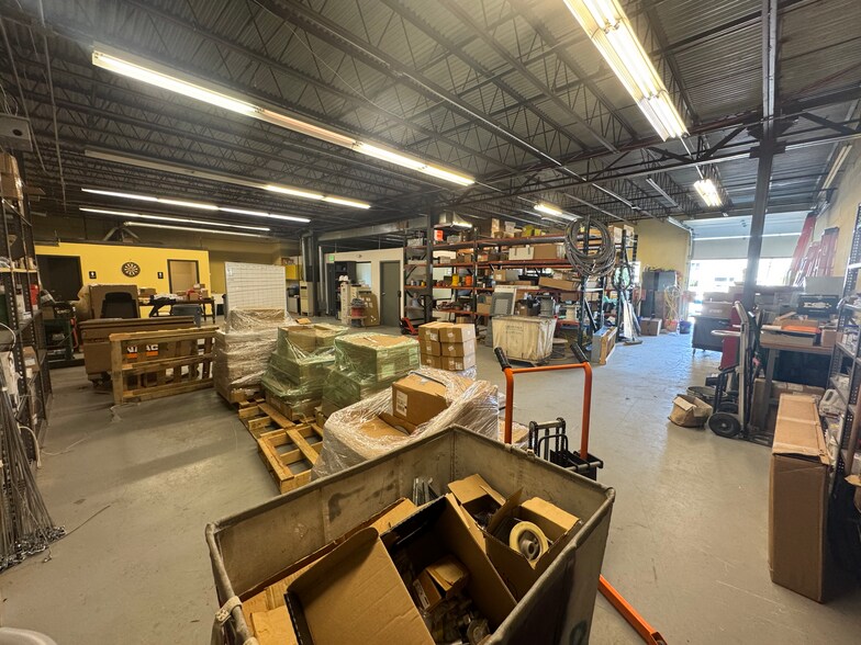 More Photos Of 155 New Boston St, Woburn Light Distribution For Lease