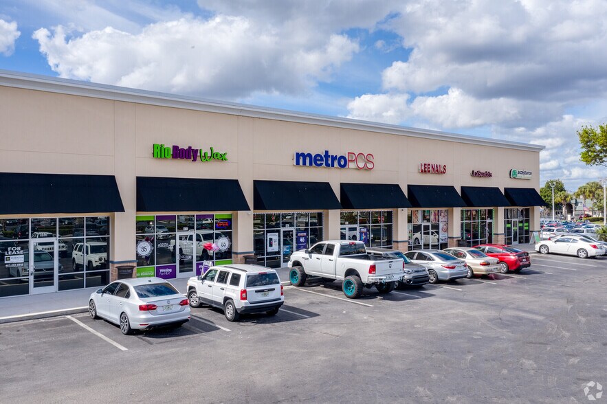 More Photos Of 902-1020 Lee Rd, Orlando Unknown For Lease