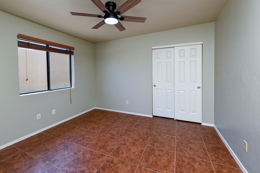 More Photos Of 1011 E Halcyon Rd, Tucson Apartments For Sale