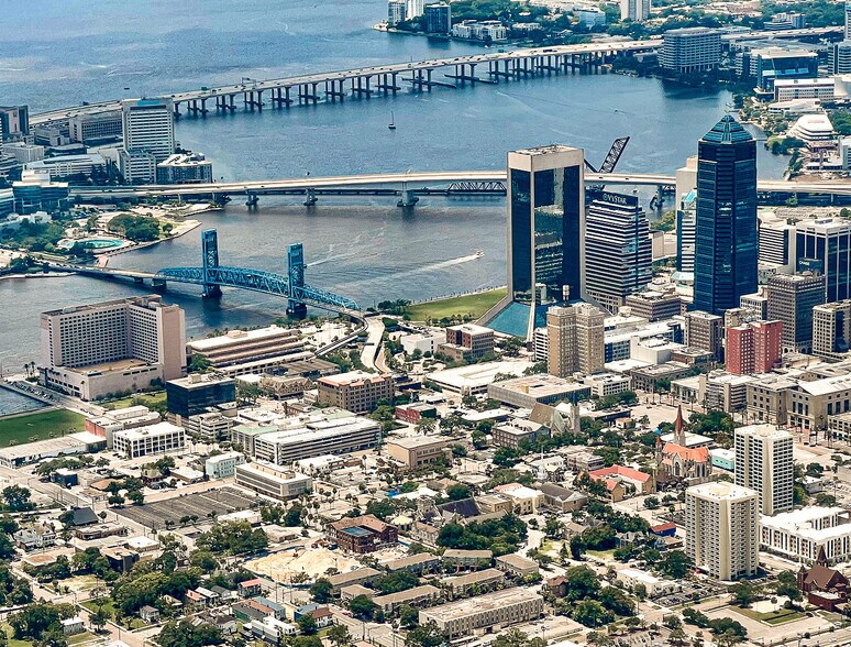 More Photos Of 200 E Forsyth St, Jacksonville Office For Lease