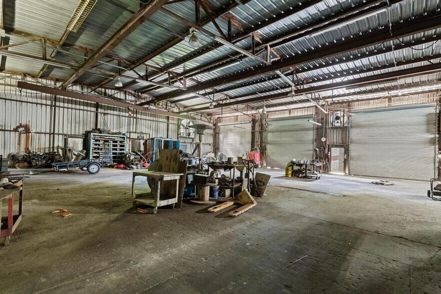 More Photos Of 15928 County Road 108, Hilliard Service For Sale