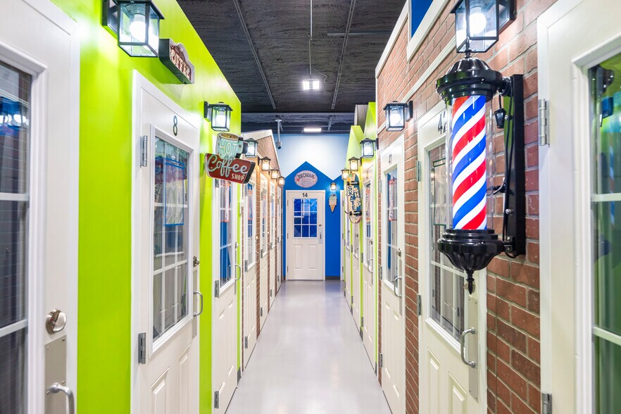 More Photos Of 5149 Powerline Rd, Fort Lauderdale Storefront For Sale