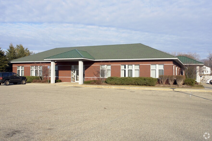 More Photos Of 259 Hoover Blvd, Holland Office For Lease