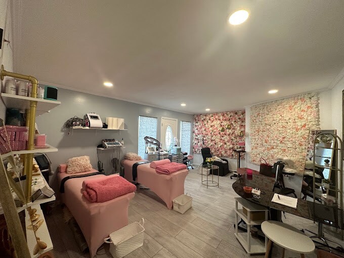 More Photos Of 4936 E 73rd St, Tulsa Office For Lease