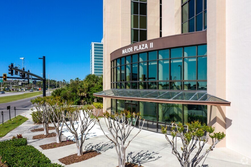 More Photos Of 5750 Major Blvd, Orlando Unknown For Lease