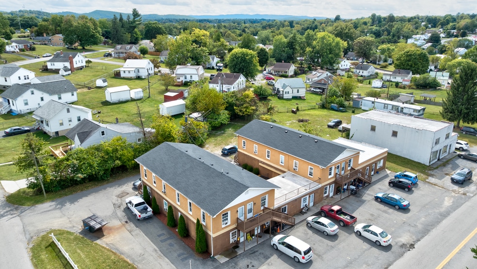 More Photos Of 7576 Old Peppers Ferry Loop, Fairlawn Apartments For Sale