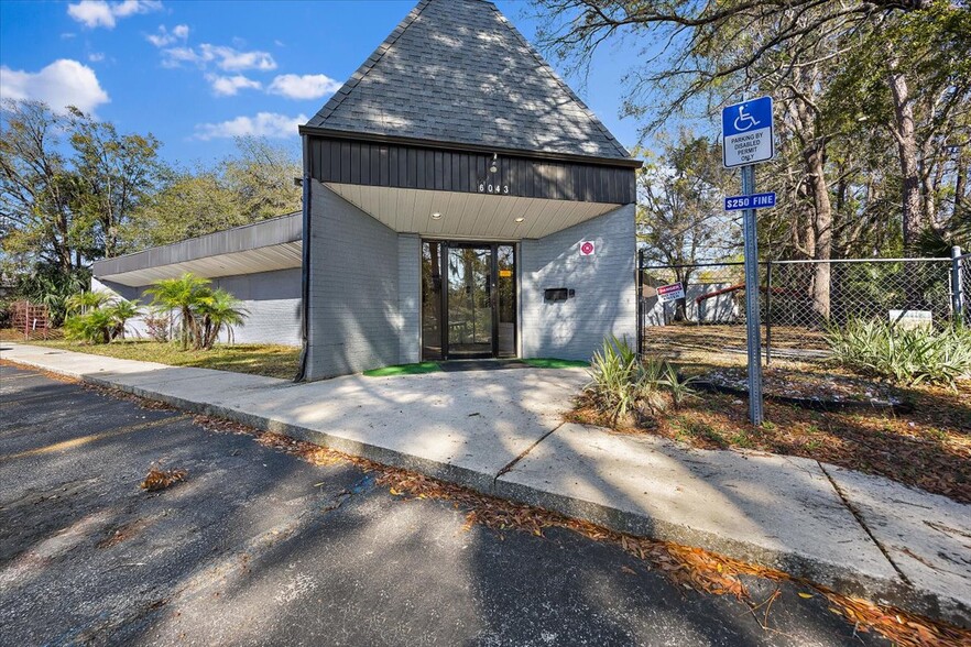 More Photos Of 6043 Terry Rd, Jacksonville Daycare Center For Sale