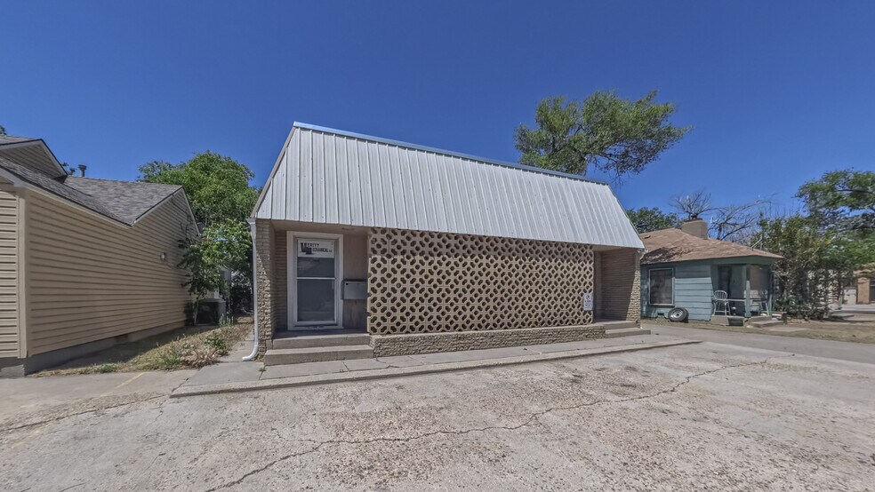 More Photos Of 1502 S Lipscomb St, Amarillo Light Distribution For Sale