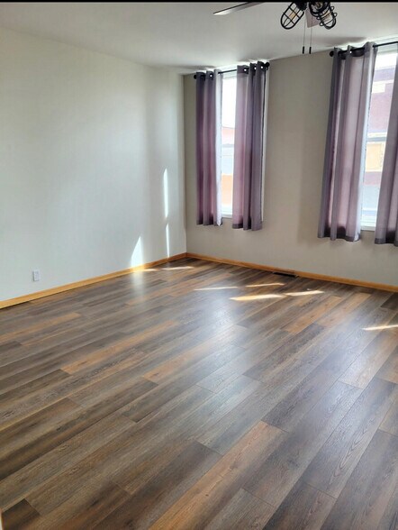 More Photos Of 2 E Main St, New Hampton General Retail For Sale