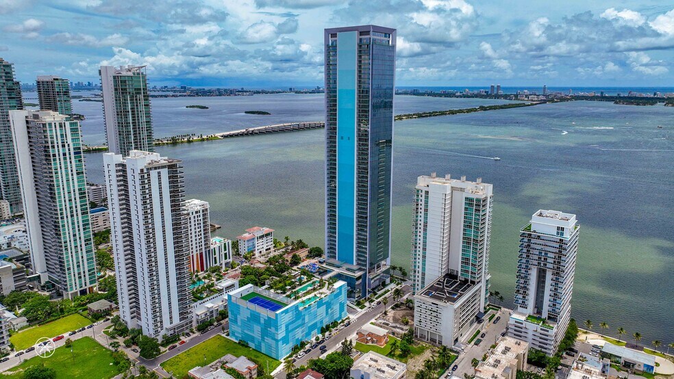 More Photos Of 702-708 NE 26th St, Miami Land For Sale