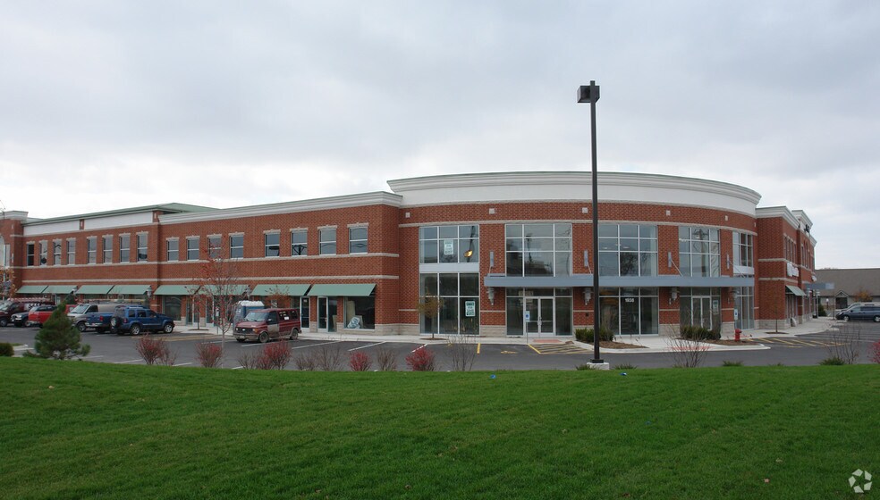 More Photos Of 1938-2000 E Lincoln Hwy, New Lenox Storefront Retail Office For Lease