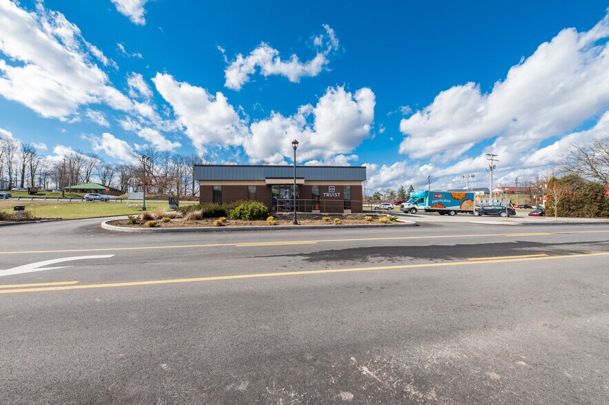 More Photos Of 2669 White Hall Blvd, Fairmont Bank For Sale