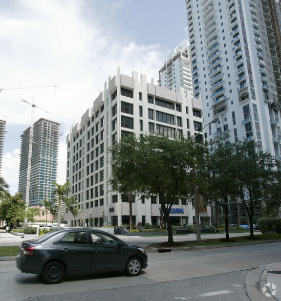 More Photos Of 1110 Brickell Ave, Miami Office For Lease