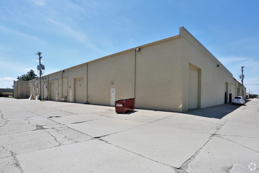 More Photos Of 7515-7665 19 Mile Rd, Sterling Heights Warehouse For Lease