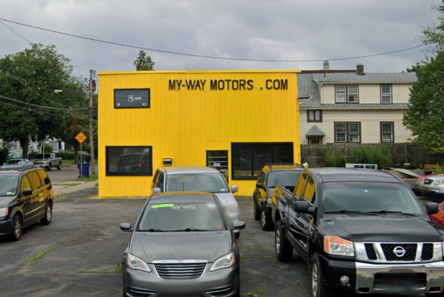 Primary Photo Of 3260 Bailey Ave, Buffalo Auto Repair For Sale