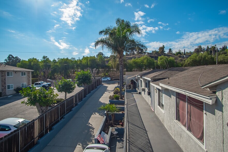 More Photos Of 9922-9934 Buena Vista Dr, Spring Valley Apartments For Sale