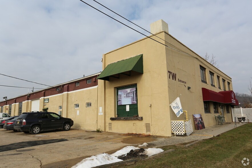 More Photos Of 7W Chimney Rock Rd, Bound Brook Warehouse For Lease