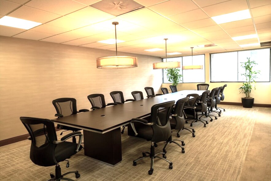 More Photos Of 333 W Broadway, Long Beach Medical For Sale