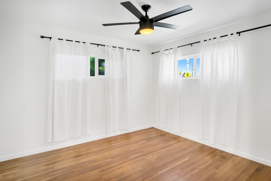 More Photos Of 5614 W Adams Blvd, Los Angeles Apartments For Sale