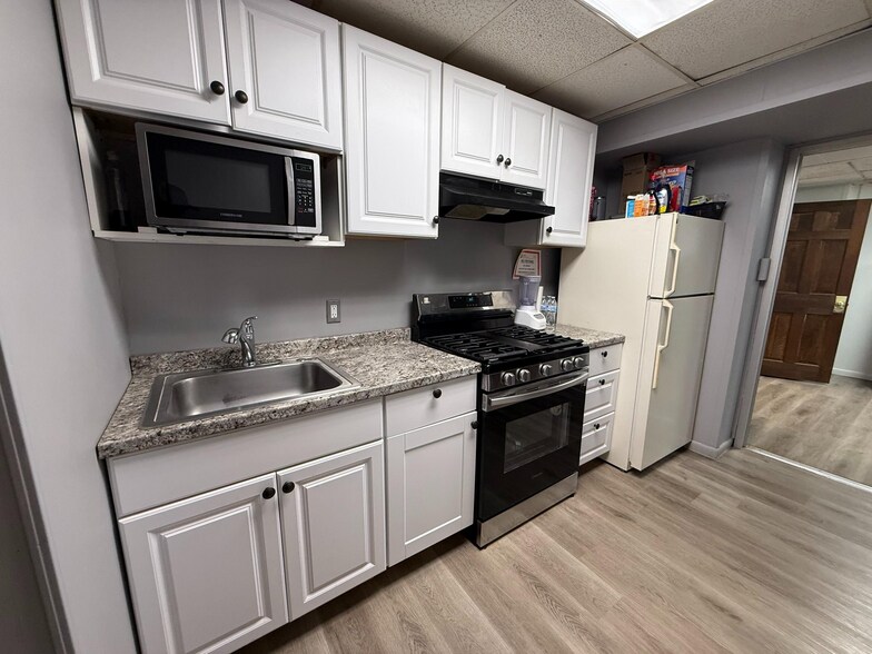 More Photos Of 1071 E Landis Ave, Vineland Medical For Sale