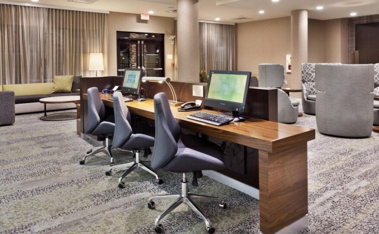 More Photos Of 200 S Superior St, Albion Hotel For Sale