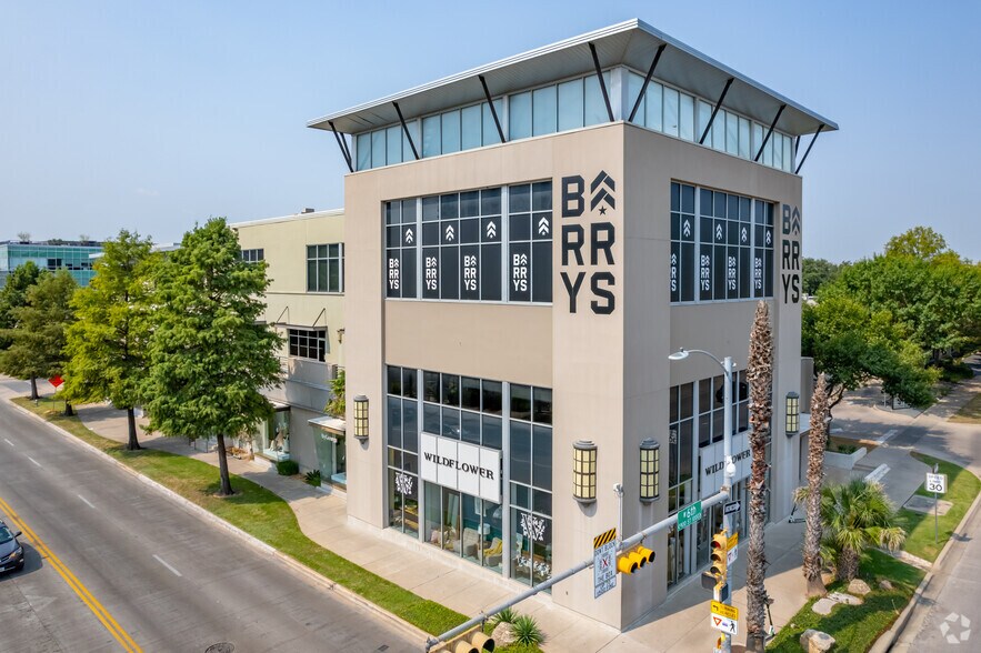 More Photos Of 524 N Lamar Blvd, Austin Office For Sale