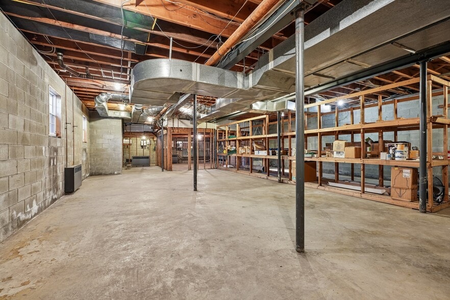 More Photos Of 37 Park Ave, Lyndhurst Office For Sale