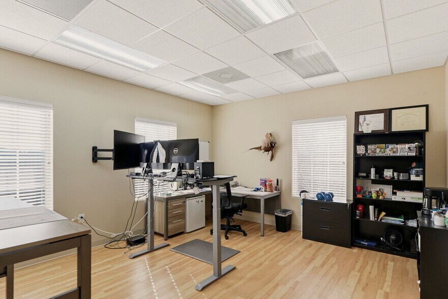 More Photos Of 430 Montbrook Ln, Knoxville Office For Lease