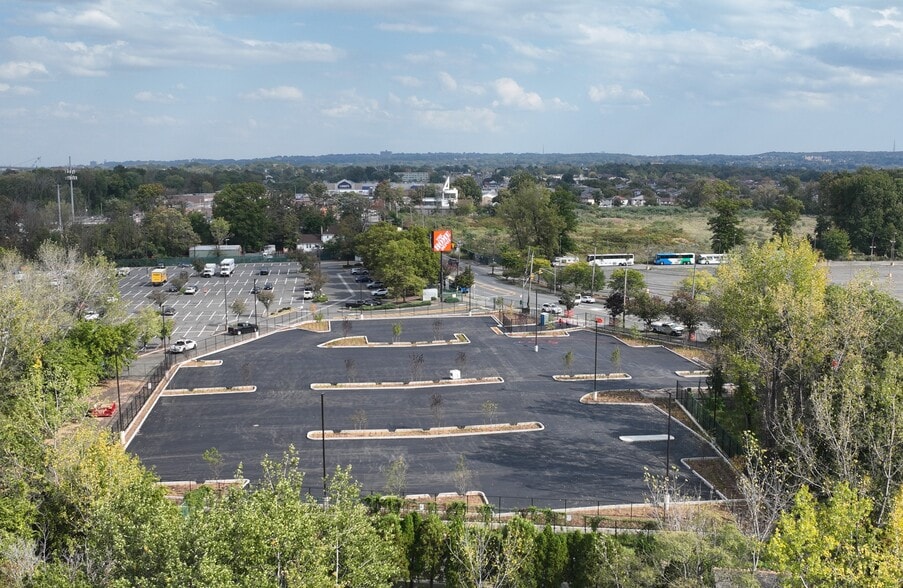 More Photos Of 2505 Forest Ave, Staten Island Land For Lease