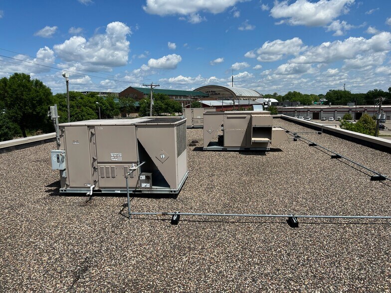 More Photos Of 1850 Como Ave, Saint Paul Medical For Sale