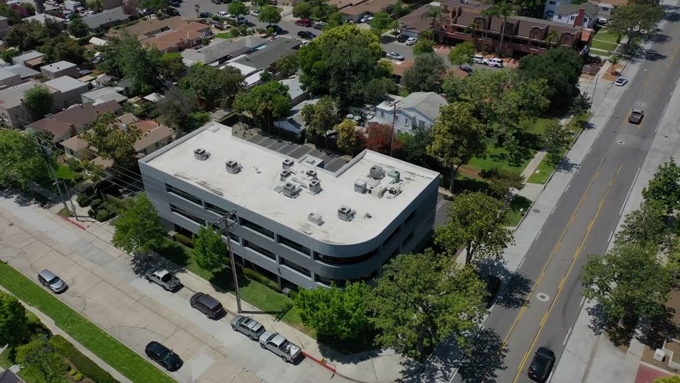 Primary Photo Of 1600 E 4th St, Santa Ana Medical For Lease