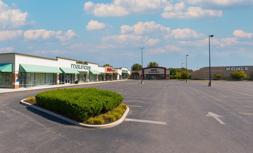 Primary Photo Of 3308 N Wayne St, Angola General Retail For Sale