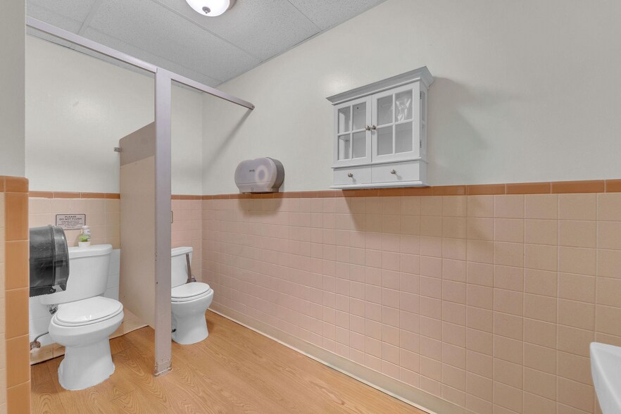 More Photos Of 309 Vine St, Camden Daycare Center For Sale