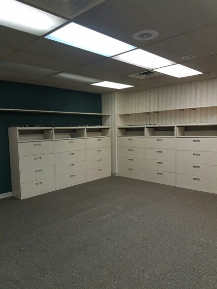 More Photos Of 201 3rd St, Parkersburg Office For Sale