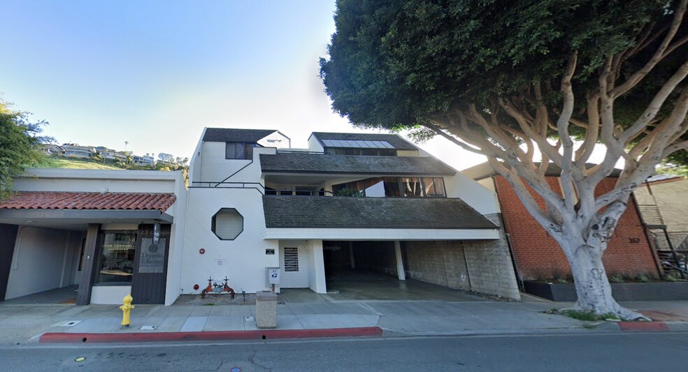 More Photos Of 352 3rd St, Laguna Beach Office For Sale