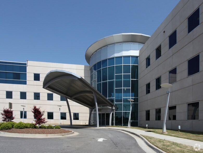 More Photos Of 771 Old Norcross Rd, Lawrenceville Medical For Lease
