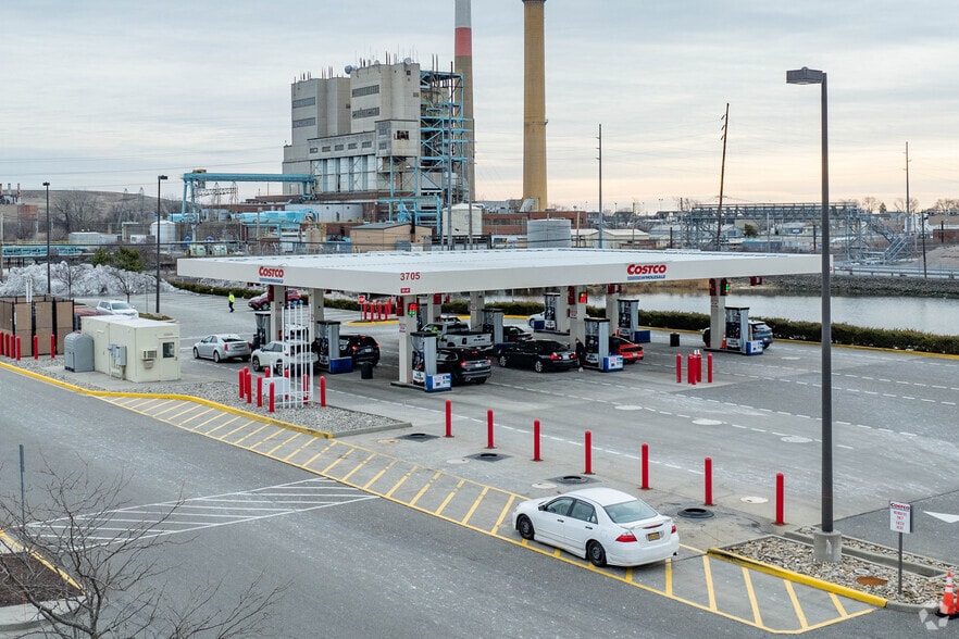 More Photos Of 3642 Hampton Rd, Oceanside Supermarket For Sale