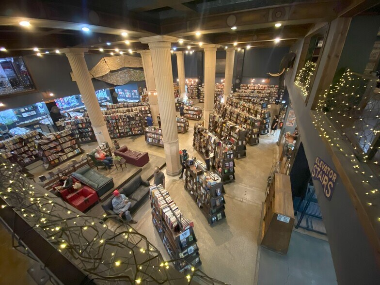 More Photos Of 453 S Spring St, Los Angeles Loft Creative Space For Lease