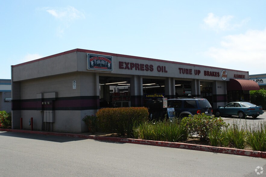 More Photos Of 2842 Soquel Ave, Santa Cruz Auto Repair For Sale